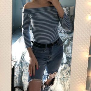 Off the Should Long sleeve Top